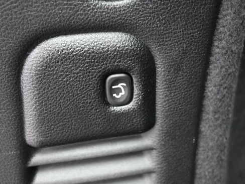 Used 2025 Dodge Durango R/T AWD/4WD image 17