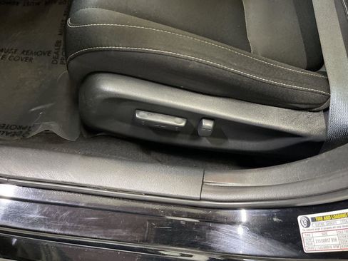 Used 2019 Honda Civic EX image 12