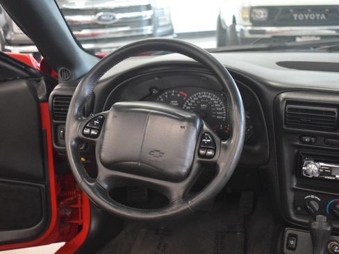 Used 2002 Chevrolet Camaro Z28 RWD image 50