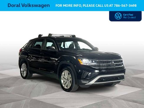 Certified 2023 Volkswagen Atlas Cross Sport SE FWD image 2