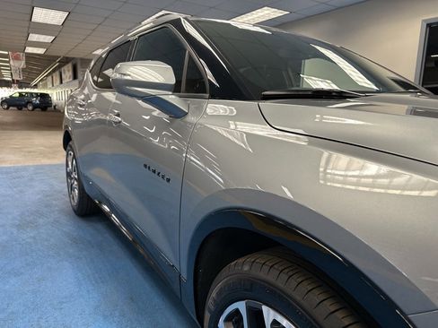 Certified 2025 Chevrolet Blazer RS image 4