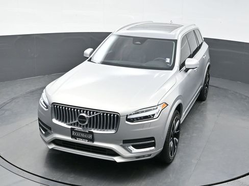 Used 2023 Volvo XC90 B6 Plus w/ Protection Package Premier AWD/4WD image 32