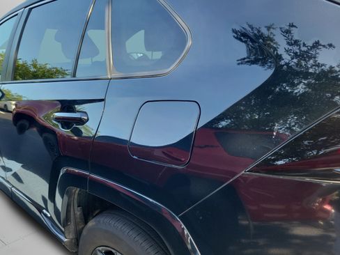 Certified 2023 Toyota RAV4 SE AWD/4WD image 25