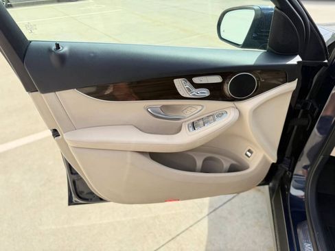 Used 2016 Mercedes-Benz GLC 300 4MATIC image 12