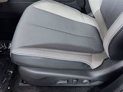 New 2026 Subaru Forester Premium AWD/4WD image 18