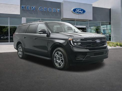 New 2026 Ford Expedition Max Active AWD/4WD image 1
