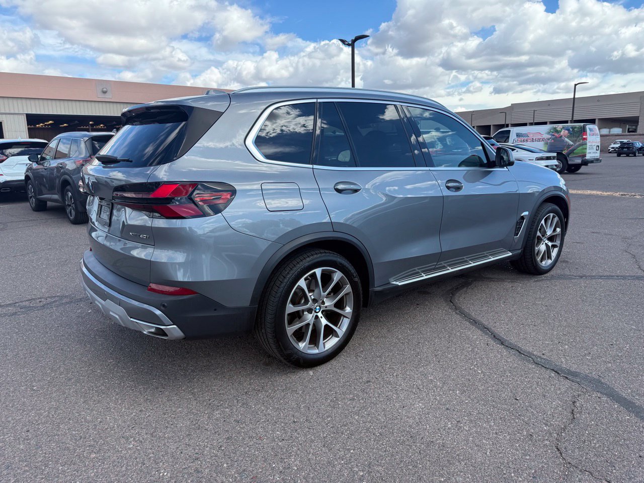 Used 2026 BMW X5 xDrive40i AWD/4WD image 5