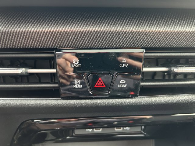 New 2026 Volkswagen GTI SE FWD image 15