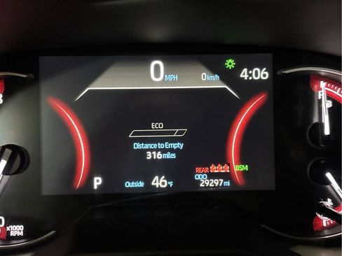 Used 2025 Toyota RAV4 XLE image 11