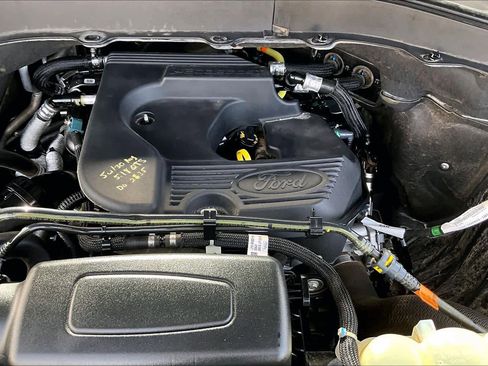 Used 2020 Ford Explorer XLT w/ Equipment Group 202A image 32