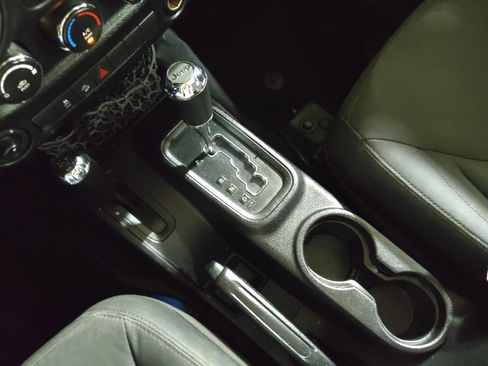 Used 2016 Jeep Wrangler Unlimited Sport w/ Quick Order Package 24S image 26