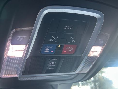 Used 2022 RAM 1500 Limited w/ Body Color Bumper Group image 44