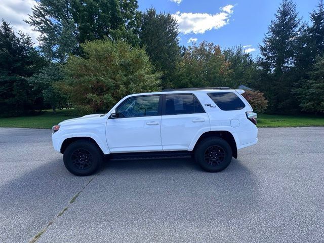 Used 2024 Toyota 4Runner TRD Off-Road Premium w/ Off Road Premium Plus Package AWD/4WD image 6