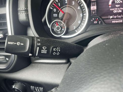 Used 2023 RAM 1500 Laramie AWD/4WD image 24