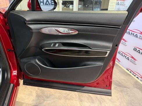 Used 2025 Genesis GV70 2.5T image 48