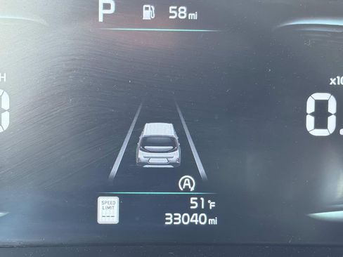 Used 2025 Kia Soul LX w/ LX Technology Package image 16