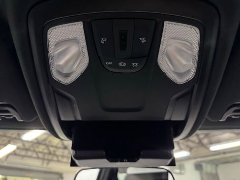 Used 2024 RAM 3500 SLT w/ Quick Order Package 2YG SLT image 28