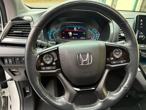 Used 2023 Honda Odyssey Elite image 24
