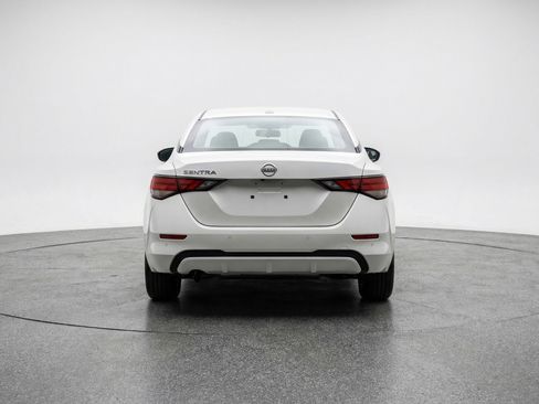 Used 2025 Nissan Sentra S image 7