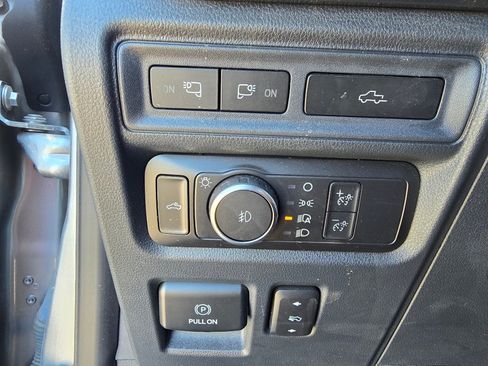 Used 2022 Ford F150 Lariat w/ Equipment Group 502A High AWD/4WD image 18
