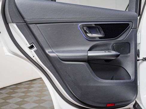 Certified 2024 Mercedes-Benz GLC 300 image 24