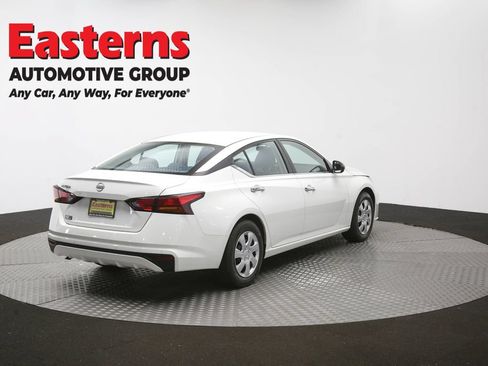 Used 2024 Nissan Altima 2.5 S FWD image 38