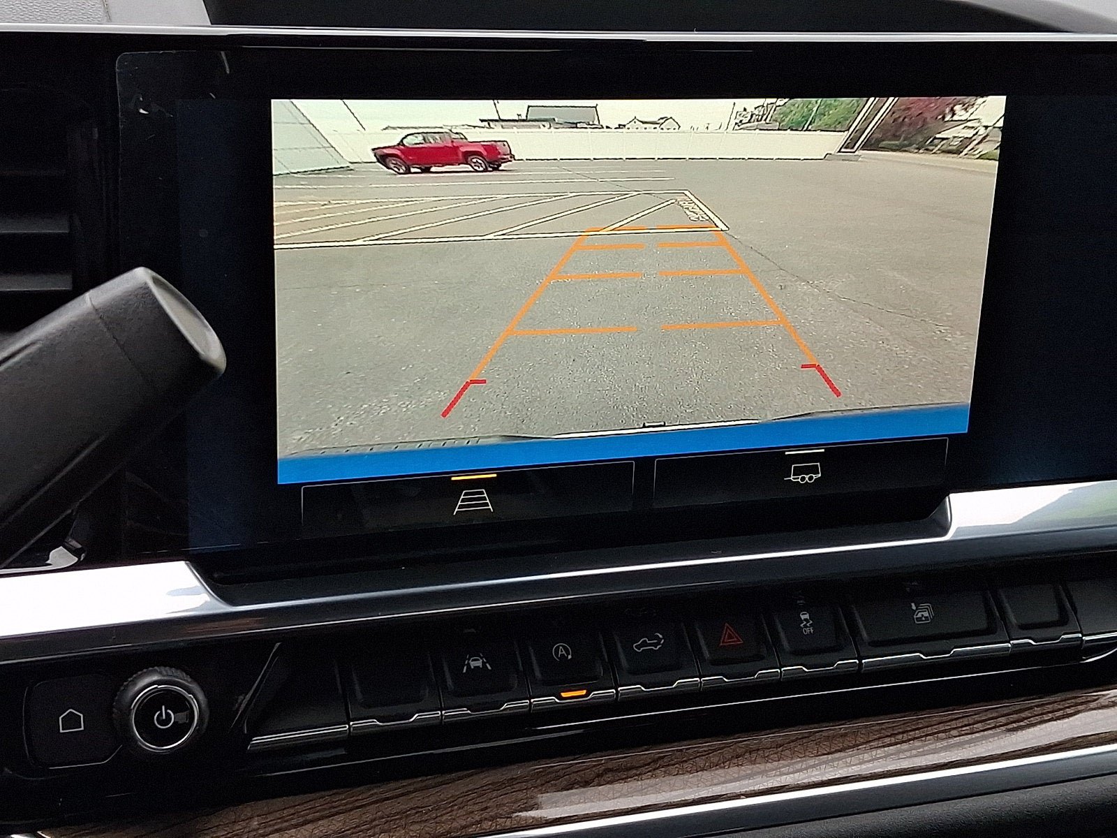 Used 2023 Chevrolet Silverado 1500 LT AWD/4WD image 19