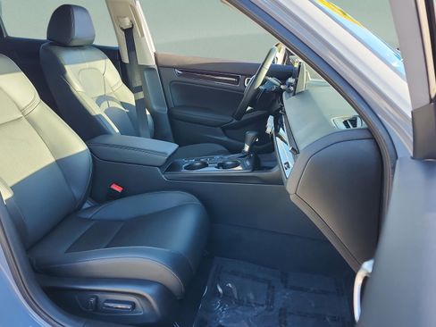 Used 2022 Honda Civic Touring image 16