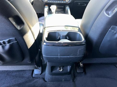 Used 2023 Kia Telluride EX w/ EX Captain's Chair Package image 26