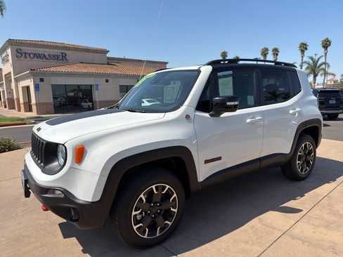 Used 2023 Jeep Renegade Trailhawk AWD/4WD image 1