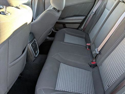 Used 2023 Dodge Charger SXT image 17