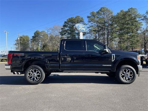 Used 2020 Ford F250 Lariat w/ Lariat Ultimate Package image 3