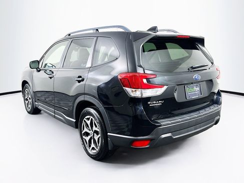 Used 2020 Subaru Forester Premium image 5