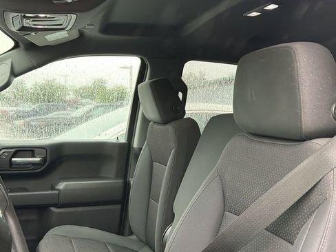Used 2021 Chevrolet Silverado 1500 Custom image 12