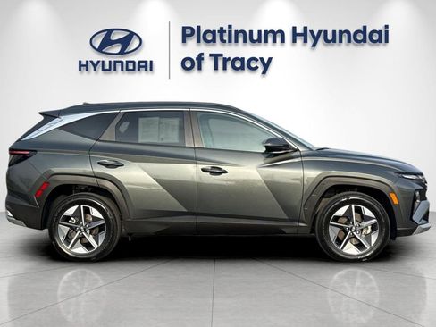 Used 2025 Hyundai Tucson SEL AWD/4WD image 3