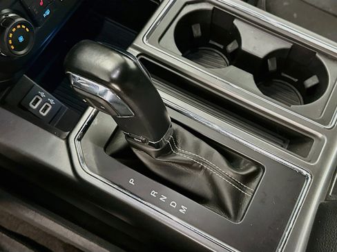 Used 2020 Ford F150 XLT w/ Equipment Group 302A Luxury AWD/4WD image 25