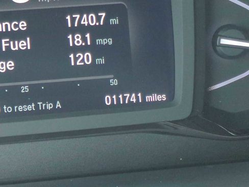 Used 2025 Honda Passport TrailSport image 12