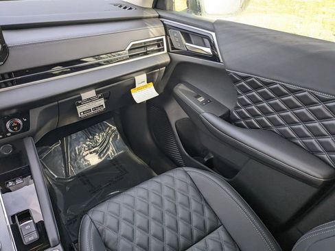 New 2025 Mitsubishi Outlander SEL AWD/4WD image 18