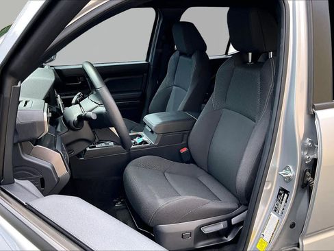 Used 2026 Toyota 4Runner SR5 RWD image 8