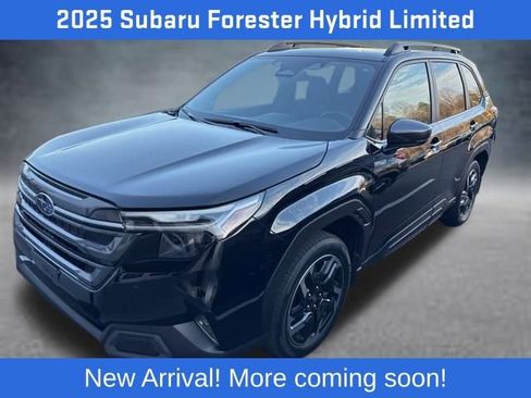 Used 2025 Subaru Forester Limited image 4