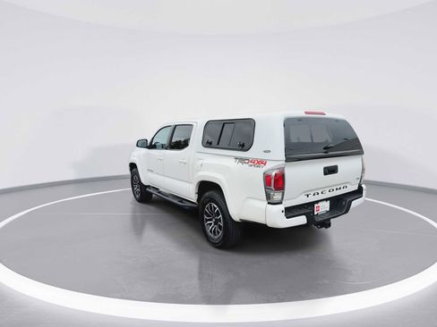 Certified 2021 Toyota Tacoma TRD Sport w/ TRD Premium Sport Package AWD/4WD image 6