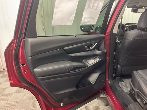 Certified 2025 Subaru Ascent Limited image 30