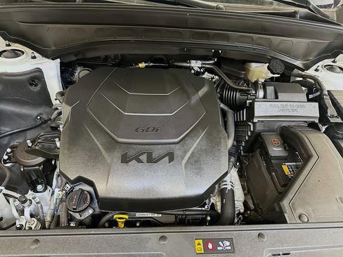 Used 2025 Kia Telluride S AWD/4WD image 37