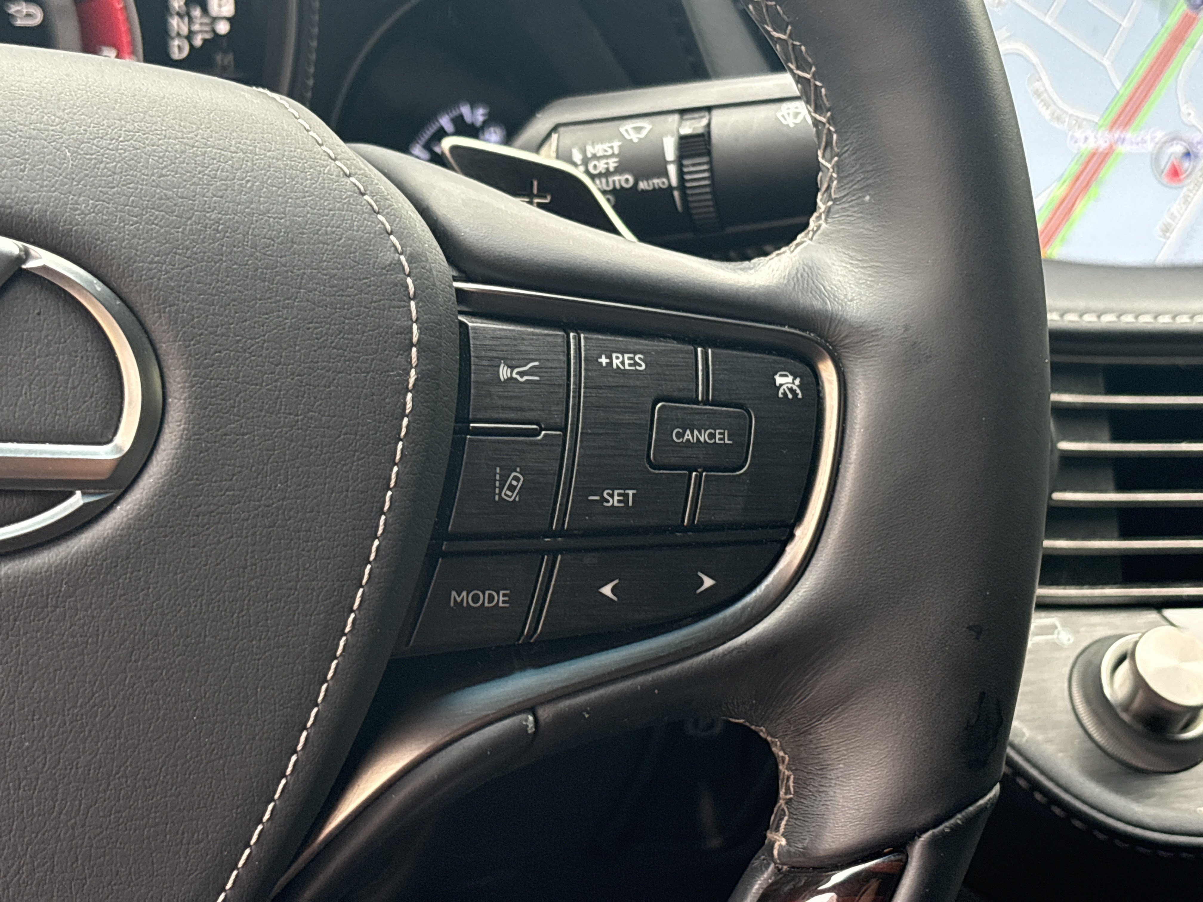 Used 2018 Lexus LS 500 AWD w/ Luxury Package image 20