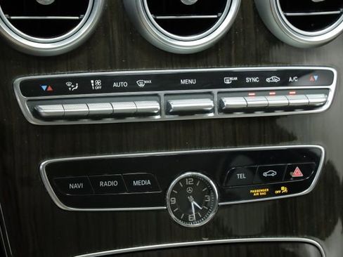 Used 2021 Mercedes-Benz C 300 Sedan image 19