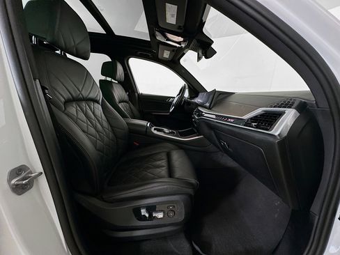 Used 2024 BMW X5 sDrive40i w/ Premium Package RWD image 32