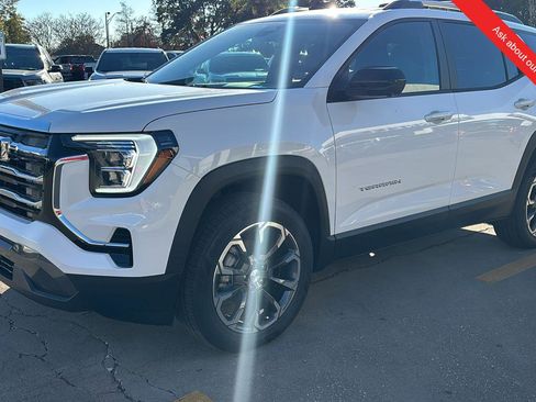 New 2026 GMC Terrain Elevation w/ Elevation Premium Package AWD/4WD image 3