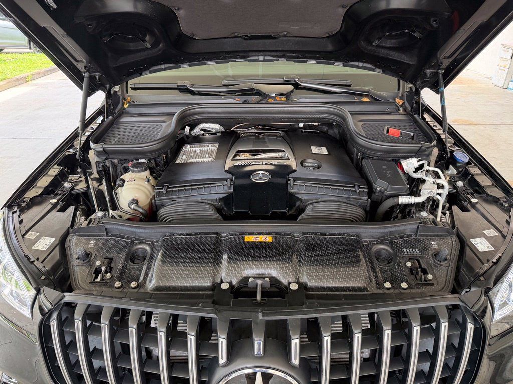 Used 2024 Mercedes-Benz GLS 63 AMG 4MATIC image 13