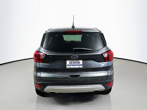 Used 2019 Ford Escape SE image 6