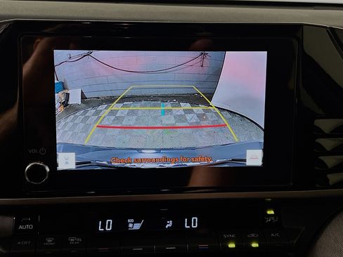 Used 2025 Toyota Camry LE FWD image 28